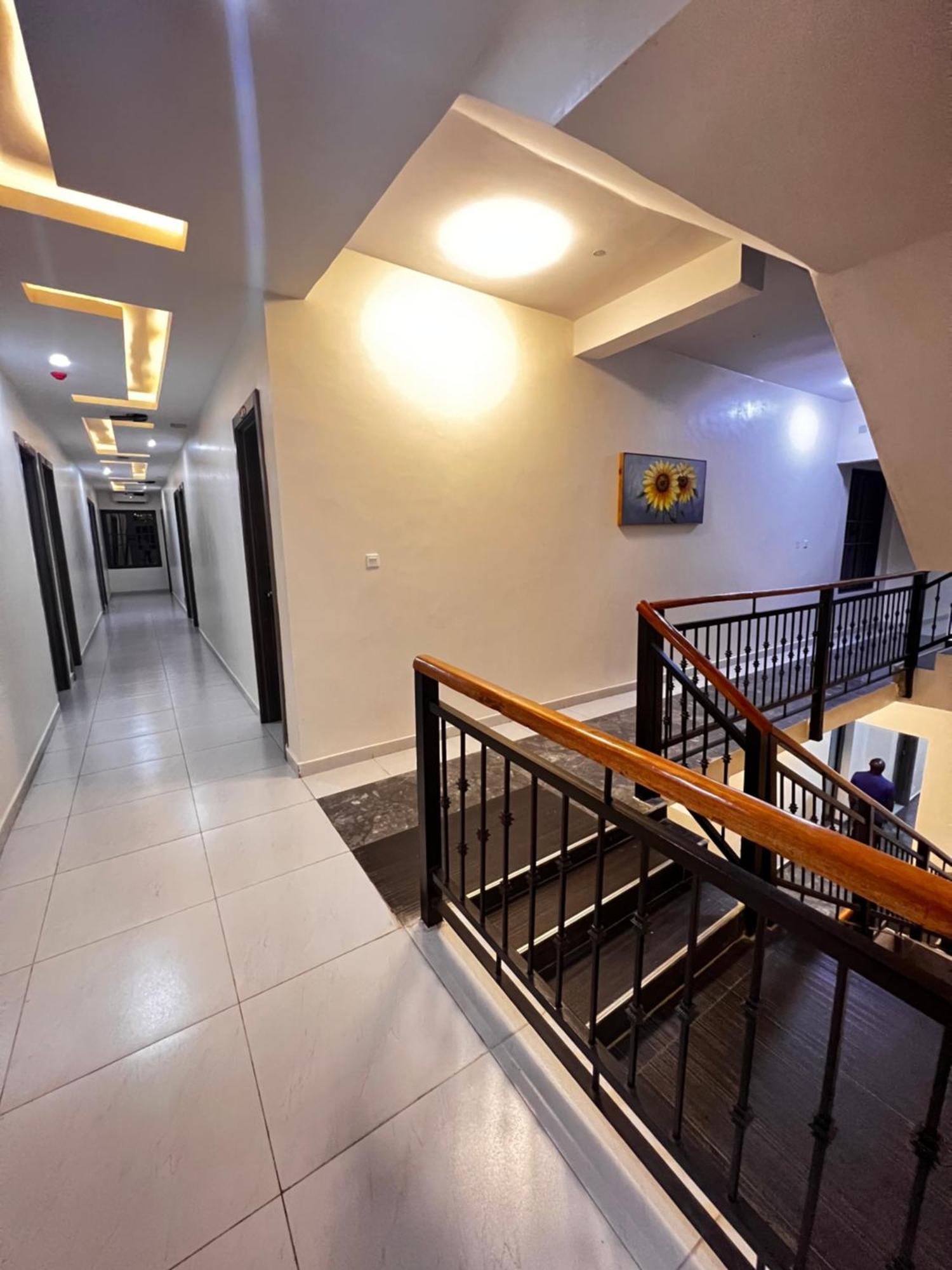 De Rigg Place Embassy Lagos Exteriör bild